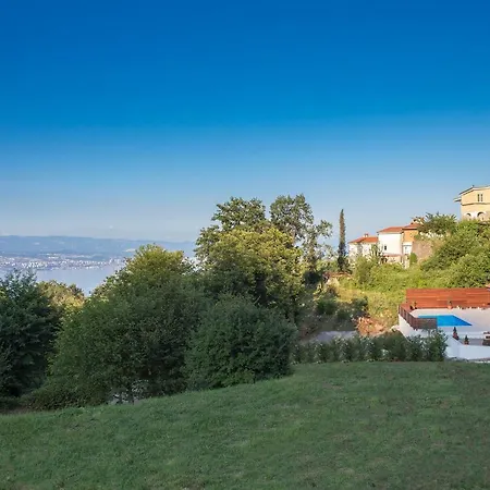 Villa Papillon *